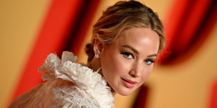 Jennifer Lawrence aguarda la llegada de su segundo bebé