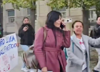 Anabel Hernández denuncia un amenazas directas; Señala a Morena como responsable