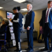 Joe Biden emite voto anticipado en Delaware