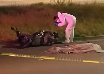 Una pareja sufre un grave accidente en la Carretera 57