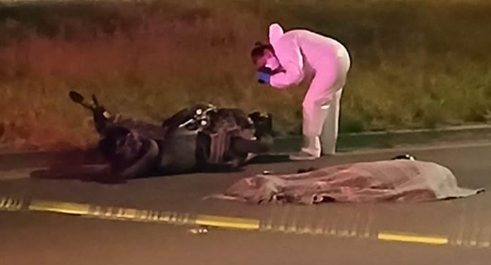 Una pareja sufre un grave accidente en la Carretera 57