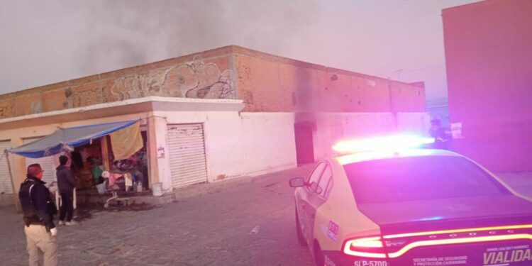Se registra incendio en el mercado 16 de septiembre
