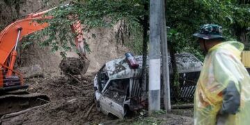 Alud de tierra deja siete muertos en isla de Sumatra