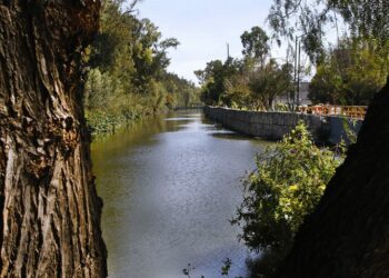 Joven de 16 años fallece en el Canal Nacional de Iztapalapa por recuperar un balón