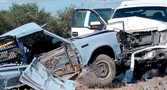 Dos muertos y cuatro heridos en un accidente de carretera