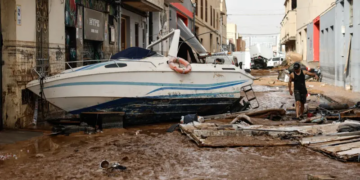 En España, el luto se extiende por las inundaciones que han causado más de 200 víctimas