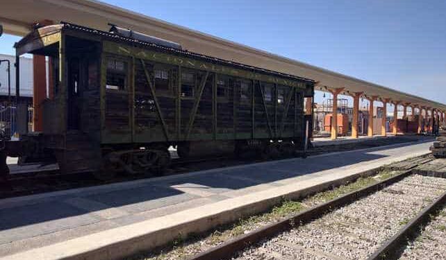 Una mujer falleció en la parada del camión