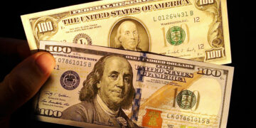 El dólar no cede ante el peso mexicano