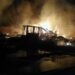 Videos | Un incendio en un taller mecánico consume autos y camionetas en el Barrio de Santiago