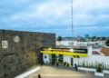 Inician investigación interna a policía de SL arrestado en Soledad