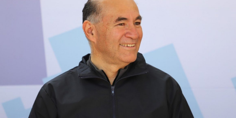 El PAN le abre las puertas a Enrique Galindo