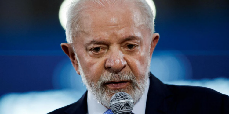 Lula da Silva hospitalizado de urgencia por hemorragia intracraneal