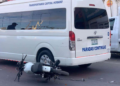 Un motociclista y un vehículo de transporte de personal colisionan en La Libertad