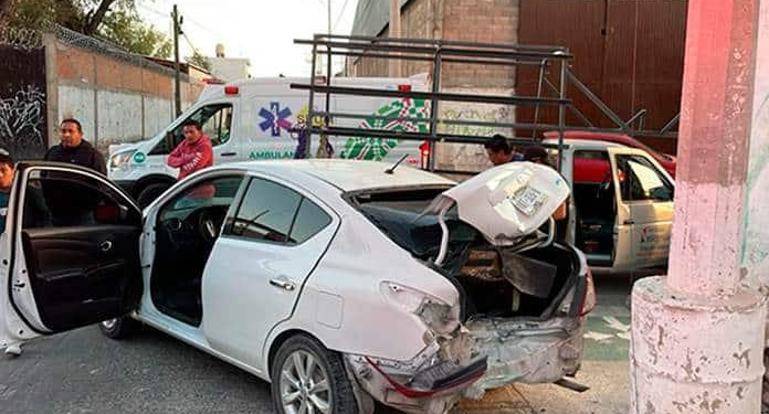 Un fuerte choque en Soledad ocasiona graves destrozos