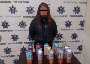 Una pareja fue detenida por grafitear en el Centro