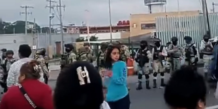 Se informan bloqueos, motín en penal y cuatro asesinatos en Villahermosa, Tabasco