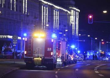 Un conductor embiste contra individuos en mercado navideño de Alemania; se reporta al menos una víctima fatal