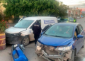 Vehículos colisionan en la colonia Simón Díaz