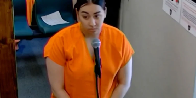 Repartidora apuñala a cliente que le dejó poca propina