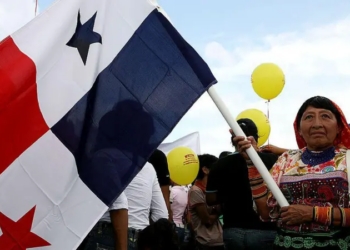 La forma en que Estados Unidos obtuvo el control del Canal de Panamá y el país centroamericano consiguió su recuperación hace 25 años