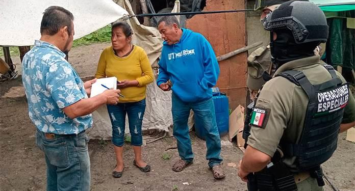 Una madre regala a su hijo en Ébano, para “evitar que sufra”