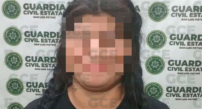 Atrapan a supuesta líder criminal en Villa de Arista