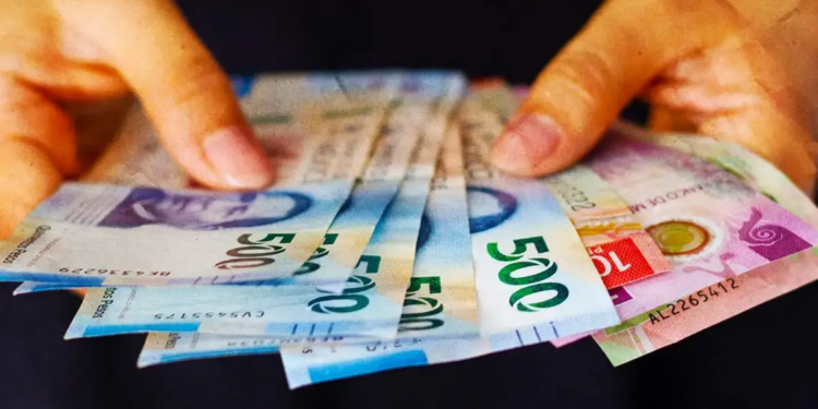 ¿Cuándo será el primer pago con el aumento del salario mínimo en 2025?