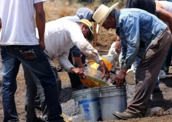 Confiscan 5,850 litros de “huachicol” en terrenos cercanos a la 57