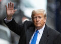 Trump confirma que aplicará aranceles del 25% a México y Canadá