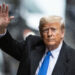 Trump confirma que aplicará aranceles del 25% a México y Canadá