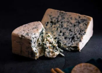 ¿Por qué el queso azul tiene un olor “desagradable”?