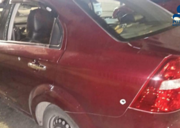 Atacan a tiros a pasajeros de un Uber en la capital de San Luis Potosí; dos personas resultaron gravemente heridas.