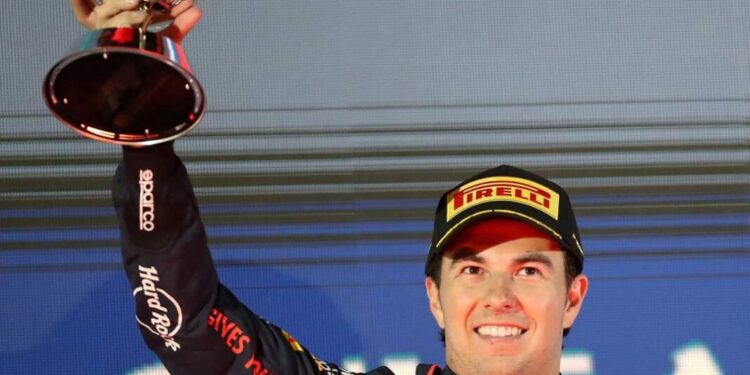 ¿Regresará ‘Checo’ Pérez a la Fórmula 1? Anuncia la fecha de su decisión