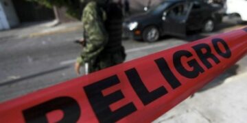 Acribillan a un hombre y su mascota en un ataque brutal en Soledad