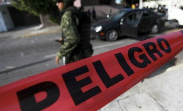 Acribillan a un hombre y su mascota en un ataque brutal en Soledad