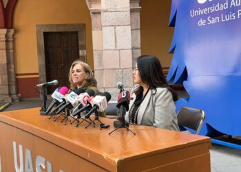 UASLP renueva proceso de admisión