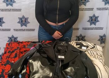 Arrestan a mujer acusada de robar en Liverpool de Plaza El Dorado