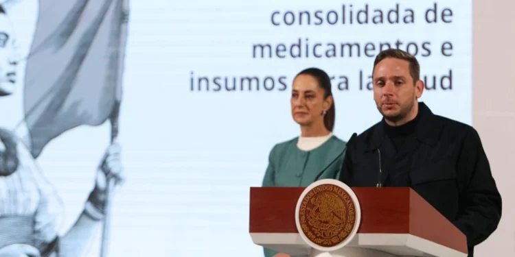 Salud adjudica 73% de medicamentos para 2025-2026 en compra histórica