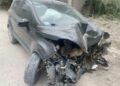 Choca camioneta contra muro; conductor sale ileso