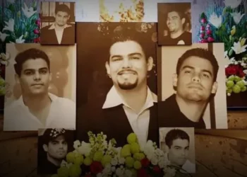 VIDEO | Vándalos utilizan explosivos para dañar el cenotafio de Edgar Guzmán en Culiacán.