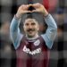 Edson Álvarez supera a Raúl Jiménez en gran partido de Premier League