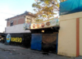 Dos personas fallecieron y otras ocho resultaron heridas en un ataque armado contra un restaurante en Guanajuato