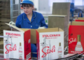 Las empresas de Rusia que vuelven a usar el trueque para esquivar las sanciones por la guerra de Ucrania