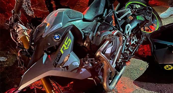 Motociclista en estado grave tras accidente en carretera a Rioverde