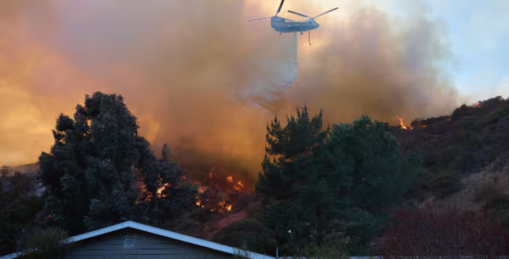 ¿Cuáles son las hipótesis sobre el origen de los incendios en Los Ángeles que los científicos desentrañan?
