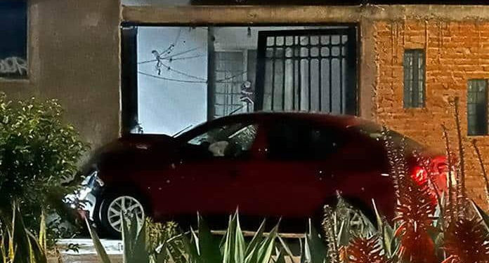 Hombre es ejecutado a balazos durante persecución en colonia Juan Pablo