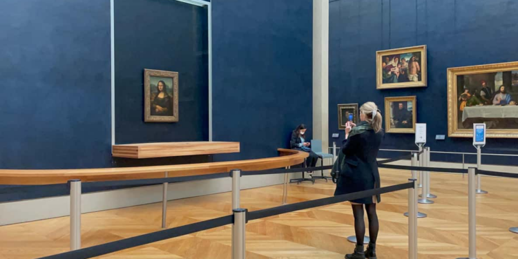 Macron anuncia una remodelación histórica del Louvre con nueva sala para la Mona Lisa