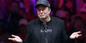 Elon Musk se burla de la renuncia de Trudeau