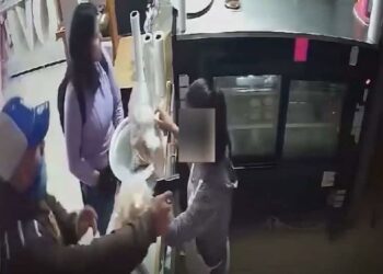 VIDEO | Solicitan apoyo a Gallardo tras robo a pastelería