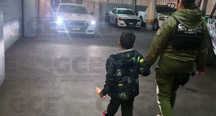 Rescatan a niño víctima de maltrato familiar